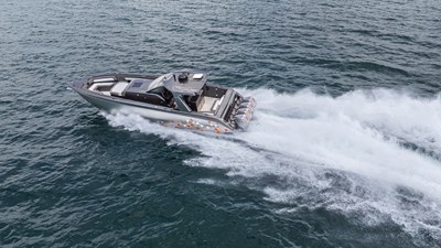 42 Auroris 13 2025 Cigarette 42 Auroris