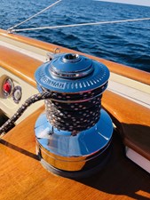 MAHALIA 12 13 Quality deck equipment