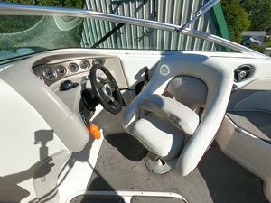 2008 Bryant 210 Bowrider 16 GOPR0623
