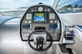 - 21 22_2004 50ft Pershing Express