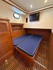 REMEDY 30 Guest Cabin Double Berth Confirguartion 