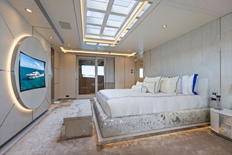 MOONRAKER 15 