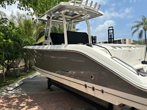 - 3 4_2022 28ft Pursuit S288 Center Console