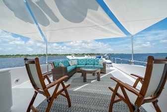 OBSESSION 64 Boat Deck Seating 