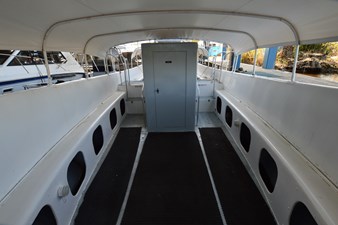 NO NAME 4 50 WILLARD 1979 FORWARD COCKPIT AND HEAD