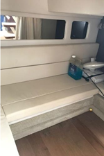 2016 Sea Ray 330 Sundancer 39 40