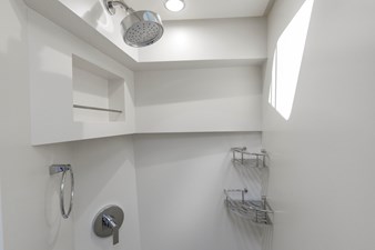 - 29 30_2020 53' Scout 530 LXF