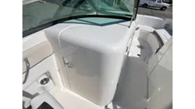 2013 Sea Ray 240 Sundeck 19 