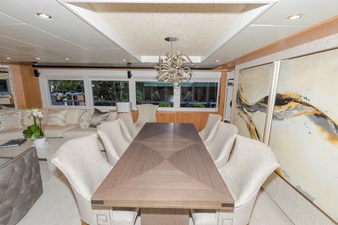 JOHNSON 93 OPEN BRIDGE 10 Salon dining table