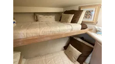 1991 Hatteras 40 Motor Yacht 119 