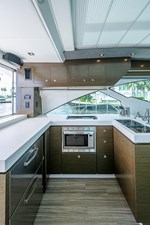 2017 Cruisers Yachts 60 Cantius 22 