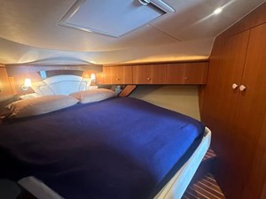 2007 Tiara Yachts 4300 Sovran 59 