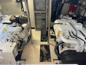 Azimut Magellano 53 21 