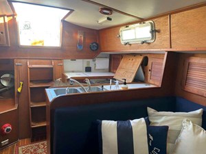 Peregrine 31 
