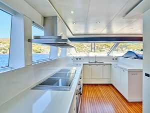 BOOBALE 28 BOOBALE - GALLEY (2)