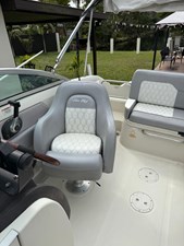 Sea Ray 220 Sundeck 7 WhatsApp Image 2025-02-28 at 8.28.14 AM