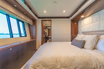 SAUVAGE 28 Princess 32M 2012 (Sauvage)
