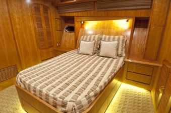Mikelson 57 Luxury Sportfisher 8 