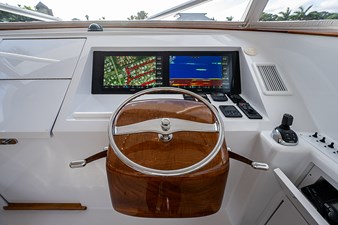 PERFECTION 58 49_garlington_perfection_flybridge_36