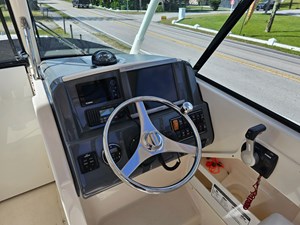 2013 Pursuit 265 Dual Console 17 