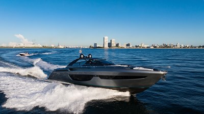 2021 Riva 76' Bahamas 168 