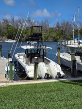 2023 Boston Whaler 360 Outrage 3 