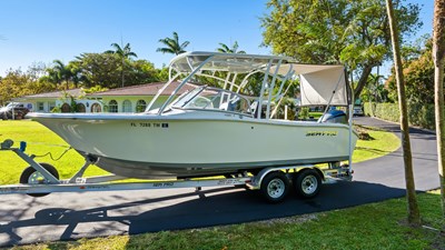 Sea Pro 240 Dual Console 38 HighRes-38 (Custom)