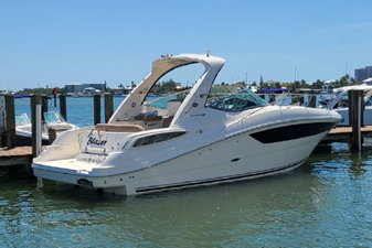 2016 Sea Ray 330 Sundancer 9 10