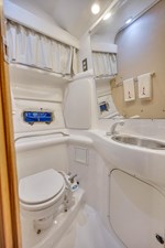 1999 Bayliner 3255 Avanti 24 