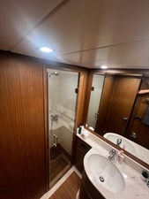 SG 20 Twin cabin ensuite