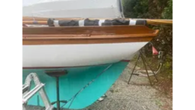1990 Golden Era Petrel 5 
