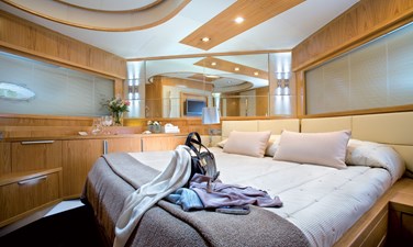74 Muse (Demo Boat) 13 Rodman Muse 74 Interior