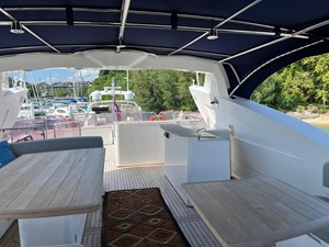 MAJOR AFFAIR 39 Sunseeker 90 Yacht Flybridge Look Aft