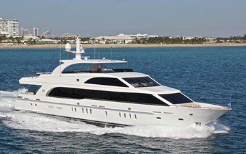 Mesmerize 76 2013 Hargrave 125 Raised Pilothouse