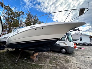 2003 Cruisers 3075 Express 7 