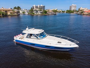 - 0 1_2020 47ft Intrepid 477 Evolution