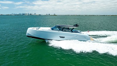 Shaloha 24 2022 Vanquish VQ58