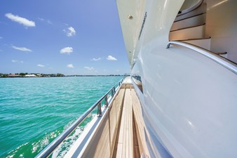 Off the Grid 11 12 _ 2006 65ft Marquis Motor Yacht Pilot House OFF THE GRID