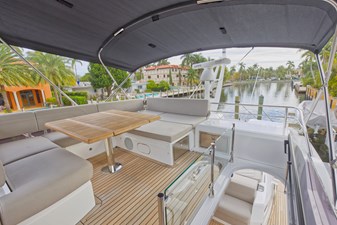 2022 Sunseeker 74 Sport Yacht  13 17_2022 74ft Sunseeker 74 Sport Yacht