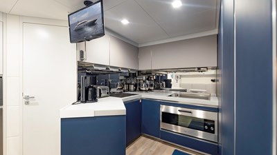 ANDIAMO II 90 YachtsBlue-108-Pershing-2021-For Sale-93