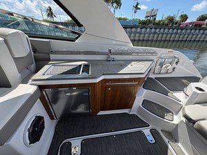 Four Winns H350 17 