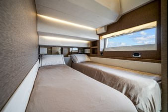 Wholesail II 39 Guest Stateroom Portside