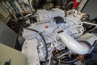 AQUASITION 38 AQUASITION Carver C52 Coupe