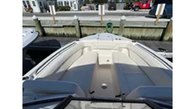 2016 Grady-White Freedom 275 16 