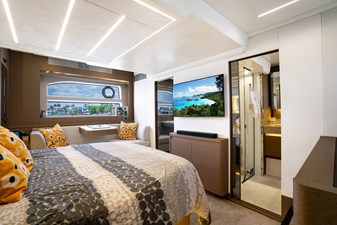 2019 Prestige 590S 73 