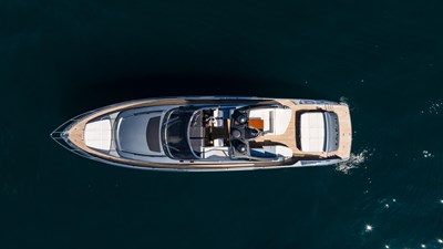 2021 Riva 76' Bahamas 10 