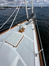 KISMET 4 Foredeck 