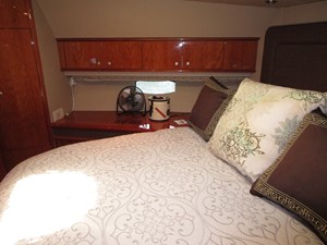 SEDONA 31 Forward VIP to Port  
