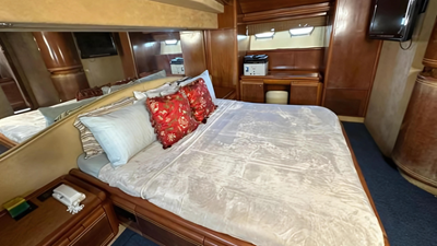 1998 Ferretti 80ft 22 1998 Ferretti 80ft (22)