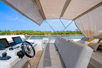 2019 Prestige 590S 38 